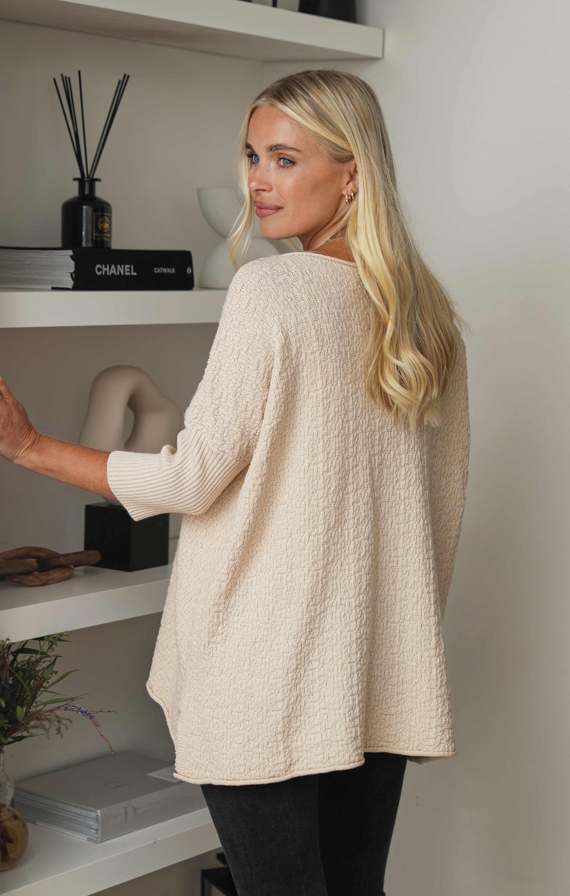 Ladies Cream Luxury Textured Knit 3/4 Sleeve Pocket Detail Swing Jumper - Penelope - Nova Notte